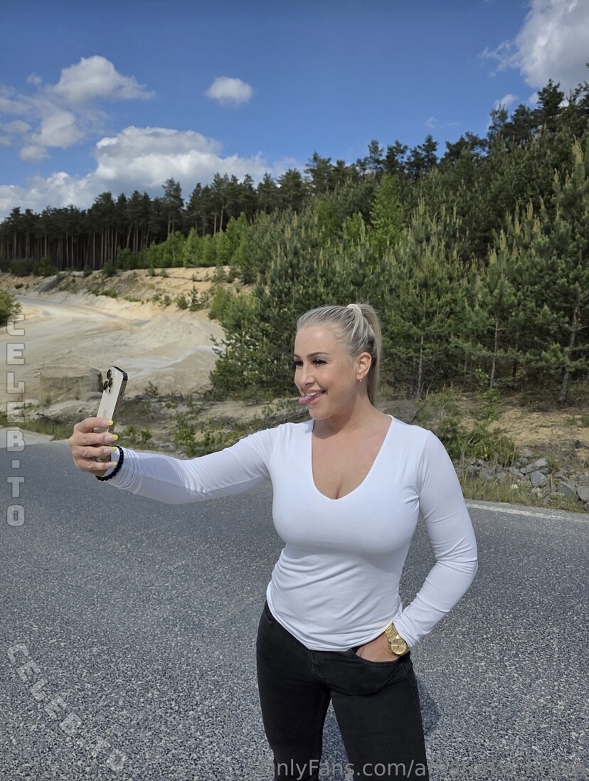 amaterka_hrava photo
