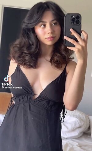 Amber Cosette leaked photo #6