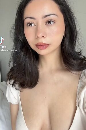Amber Cosette leaked photo #8