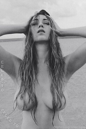 Amber Hayes leaked photo #12
