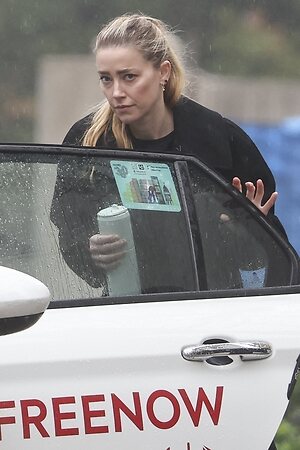 Amber Heard Fakes leaked photo #3