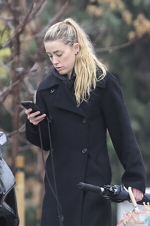 Amber Heard Fakes leaked photo #10