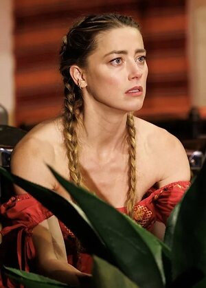 Amber Heard leaked photo #11