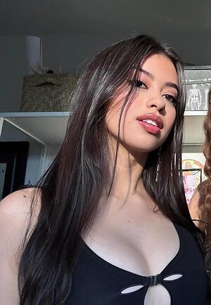 Amber Midthunder leaked photo #77