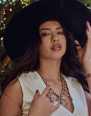Amber Midthunder leaked photo #82