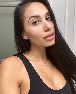 Amber Quinn leaked photo #66