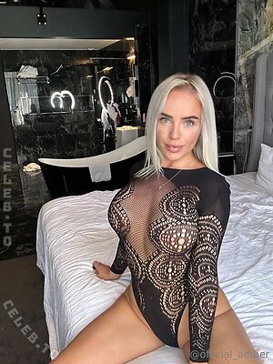 Amber Vogt Nude Leaked Photo #8