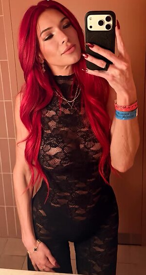 Amber Weed leaked photo #6