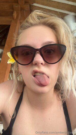 Ambsjadie Nude Leaked Photo #3