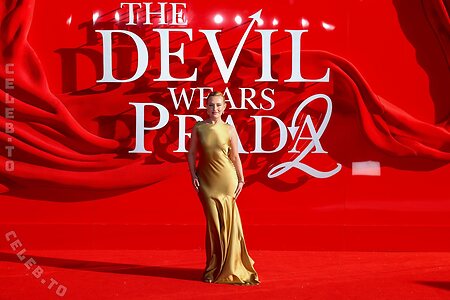 Amelia Dimoldenberg Nude Leaked Photo #2