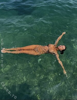 Amelie Manzoli Nude Leaked Photo #3