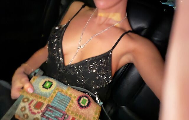 Amelie Zilber leaked photos
