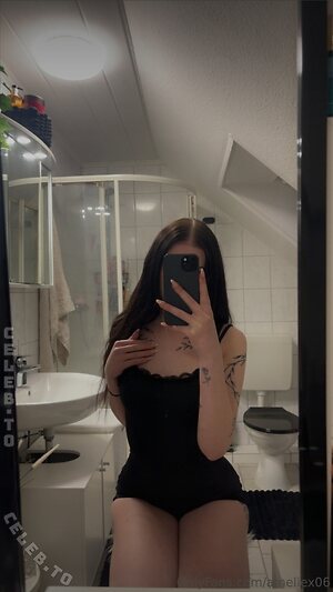 ameliex06 Nude Leaked Photo #14