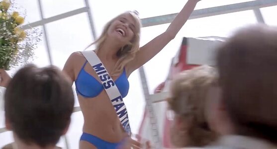 Ami Dolenz Nude Leaked Photo #22