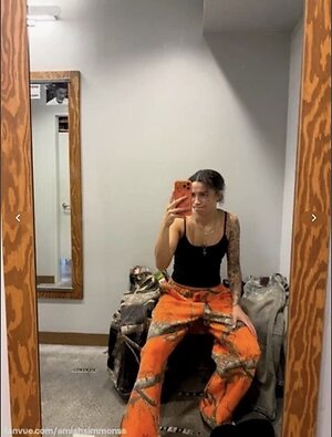 Amiah Simmons leaked photo #5