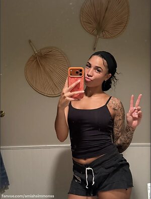 Amiah Simmons leaked photo #8