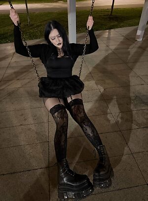 amina moonlight leaked photo #3