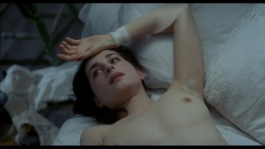 Amira Casar leaked photo #3