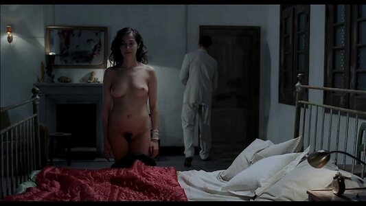 Amira Casar Nude Leaked Photo #45