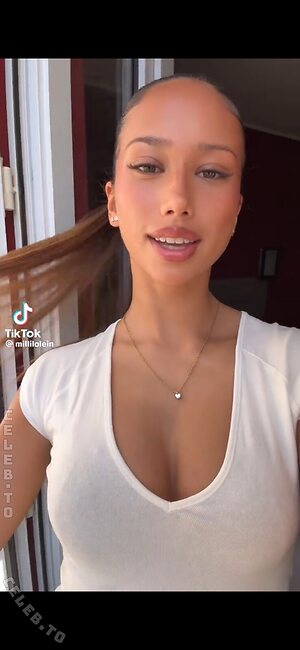 Amira Dahl More Nude Photos