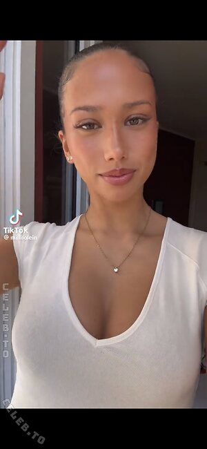 Amira Dahl Nude Photos