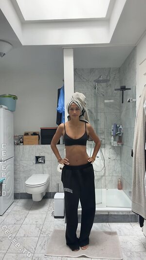 Amira Dahl photo