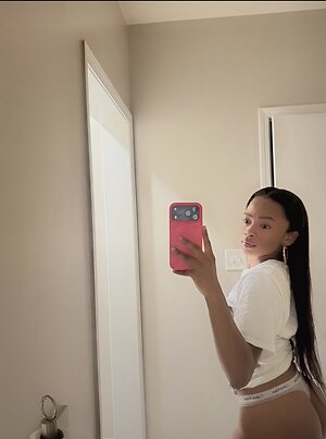 amourjennae leaked photo #2