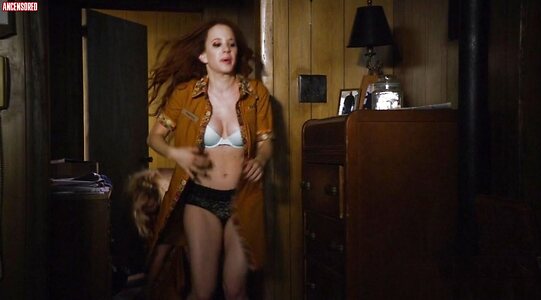 Amy Davidson leaked photo #5