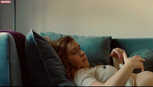 Amy Deasismont leaked photo #7