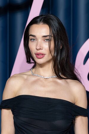Amy Jackson leaked photo #24
