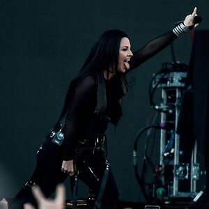 Amy Lee leaked photo #20