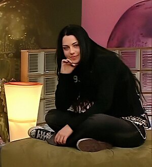 Amy Lee leaked photo #24