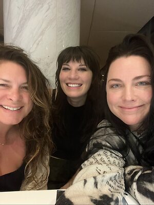 Amy Lee leaked photo #29