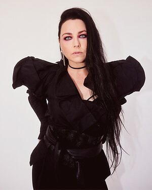 Amy Lee Nude Leaked Photo #99
