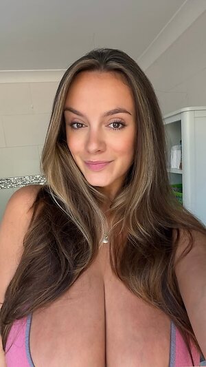Amy Quesada-Getgood leaked photo #32