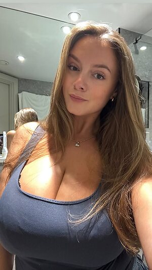 Amy Quesada-Getgood leaked photo #87