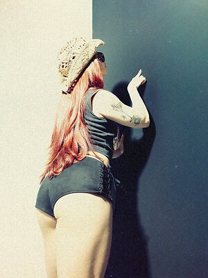 Amy Reis leaked photo #25