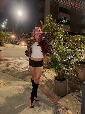 Amy Reis leaked photo #43