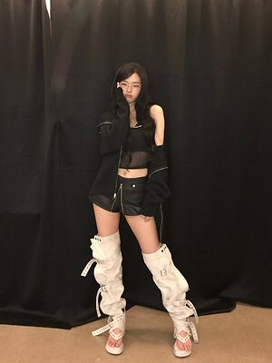 An Yujin leaked photo #30