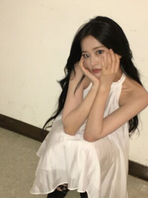 An Yujin leaked photo #39