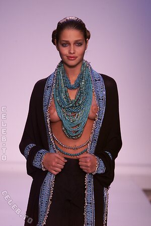 Ana Beatriz Barros leaked photo #56