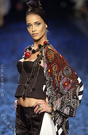 Ana Beatriz Barros leaked photo #108