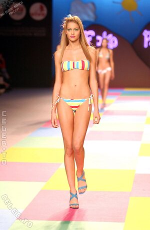 Ana Beatriz Barros leaked photo #136