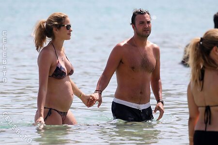 Ana Beatriz Barros leaked photo #151