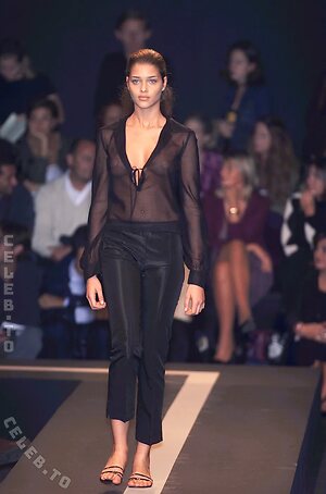 Ana Beatriz Barros
