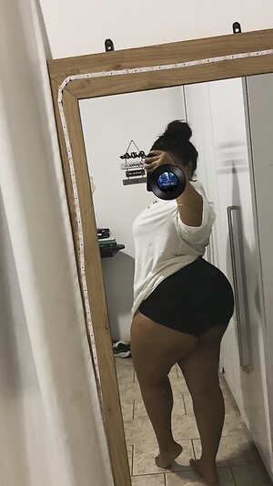 Ana Caroline leaked photo #9