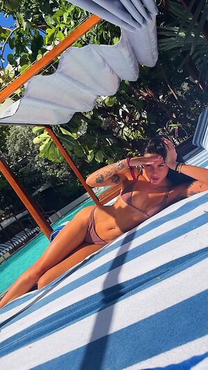 Ana Castela