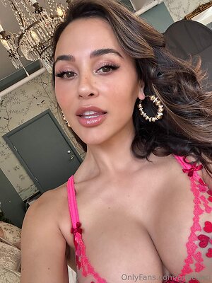 Ana Cheri Garcia