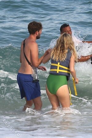 Ana De Armas Nude Leaked Photo #14