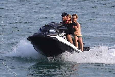 Ana De Armas Nude Leaked Photo #15